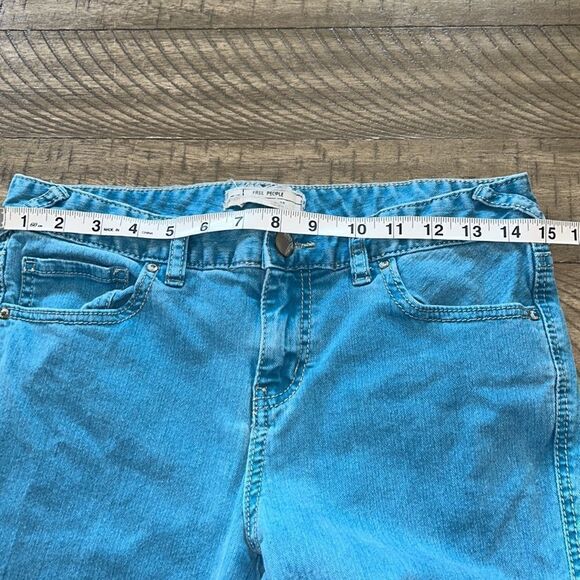 🌞 Free 🇺🇸 People Lagoon Blue Cropped 5 Pocket Denim Jeans 👖 Pull Up Straps! - Picture 12 of 17